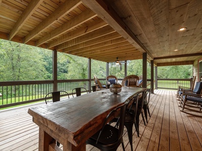 The River House - Entry Level Deck Dining Table