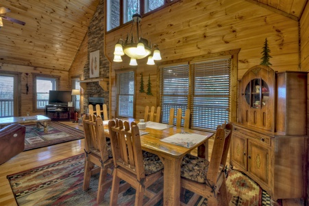 Feather Ridge: View from Dining Area