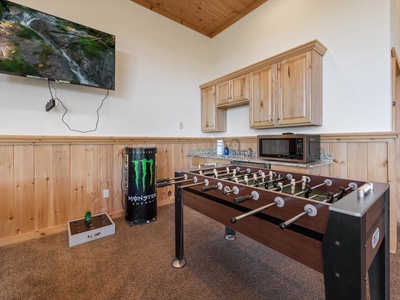 Rising Star Lodge - Lower Level Game Room