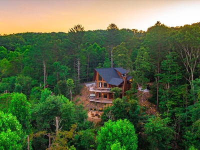 Whisky Creek Retreat- Aerial view of the cabin