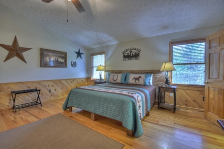 Stanley Creek Lodge - Guest Bedroom