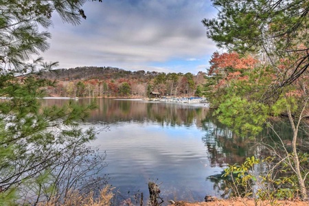 Lake View Bliss