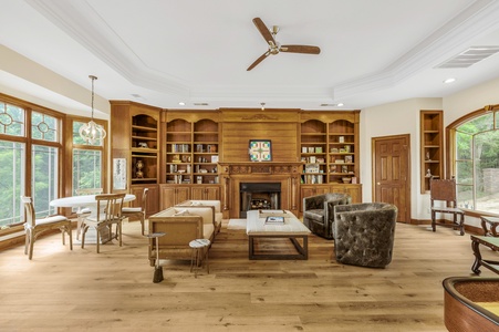 Blue Ridge Lakeside Chateau - Library and Game Room