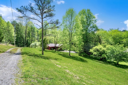 Creek Side Hideaway