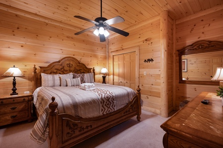Celtic Clouds - Lower Level King Bedroom