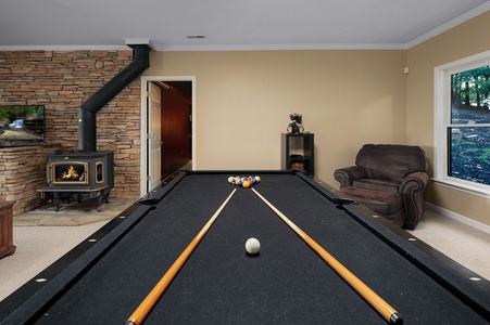 Ritz on The Rocks - Lower Level Entertainment Area Pool Table