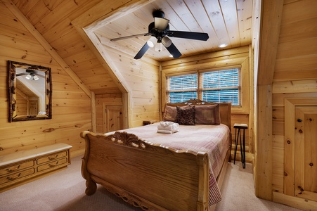 Celtic Clouds - Upper Level Queen Bedroom