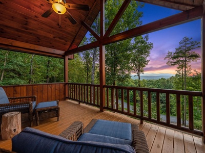 Soaring Hawk Lodge - Upper Level Balcony View