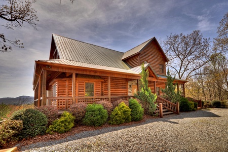 Blue Jay Cabin- Exterior front