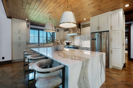 The Sanctuary: Entry Level Luxurious Kitchen Island