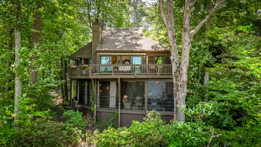 Lakeside Cottage