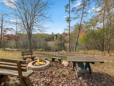 Whispering Pond Lodge -  Fire Pit