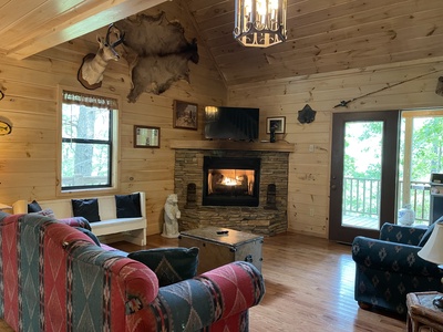 Bucksnort Lodge Cabin 11