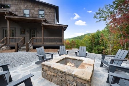 Vacay Chalet - Fire Pit