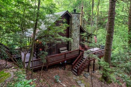 Tuckaway Cave - View of Cabin (7)