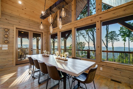 Alpine Vista - Dining Area