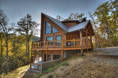 Cedar Ridge- Exterior side view of the cabin