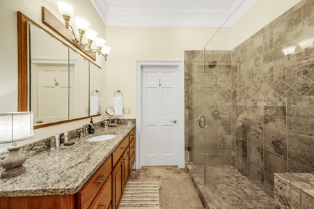 Blue Ridge Lakeside Chateau - Entry Level Bathroom