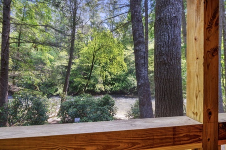 A Whitewater Retreat - Front Screened Deck View