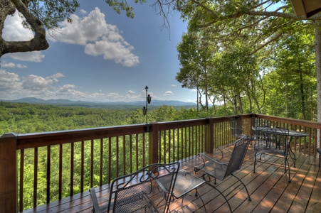 Heavens Step - Deck View
