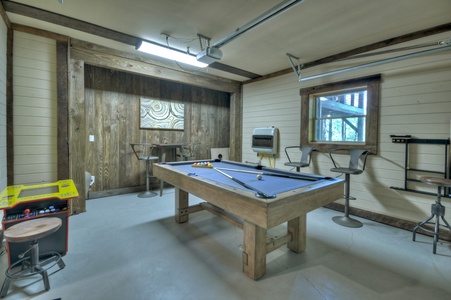 A Stoney River - Game Room
