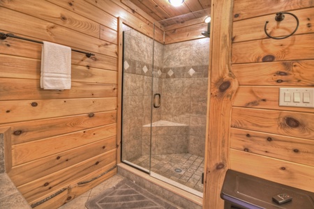 Sassafras Lodge- Master bathroom walk in shower