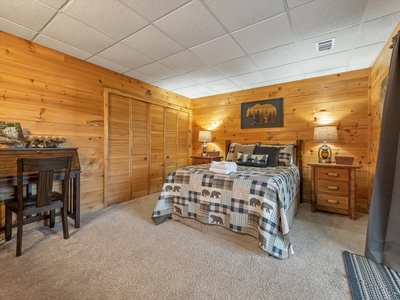 Sunrise on the Ridge - Lower-Level Queen Bedroom