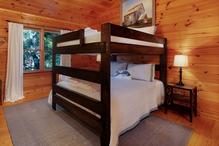 Cartacay River Retreat - Upper Level Guest Suite