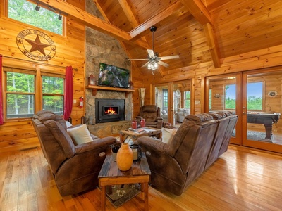 Sunrise on the Ridge - Living Room