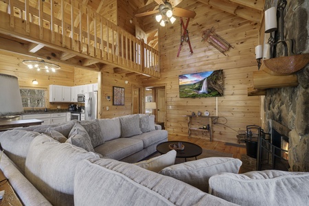 Lake Ridge - Living Room