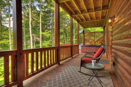 Luxury At The Settlement- Lower Level Deck Seating