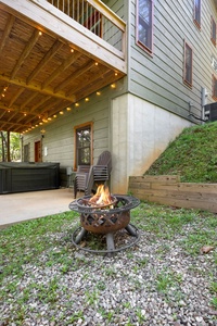 BeauJax Cabin - Firepit