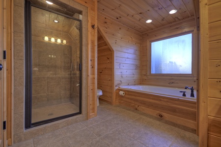 Bearcat Lodge- Upper level attached bathroom with soaker tub and shower