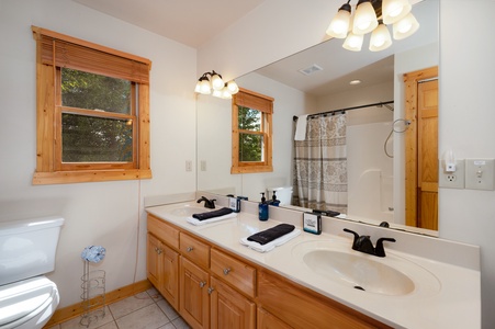 Blue Line Vista -Entry level shared bathroom with double sinks