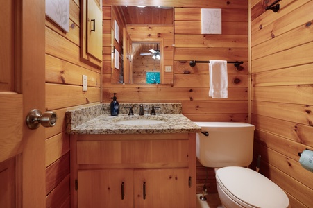 Seven's Secret - Loft Shared Bathroom