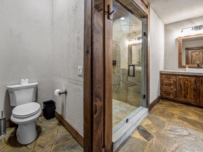Misty Trail Lakehouse- Lower level master bathroom
