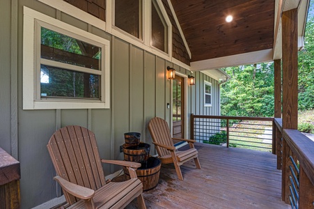 Serenity Now - Front Deck Sitting Area