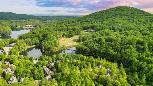 Waters Edge Lodge