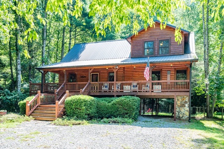 Hemptown Hideaway- Front cabin view