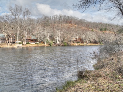River Lodge - Toccoa River