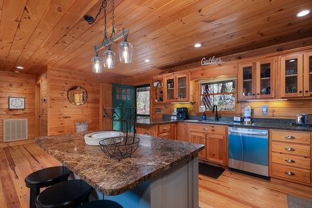 Deer Haven - Kitchen Island Seating