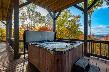 Wine Down Ridge - Lower Level Hot Tub