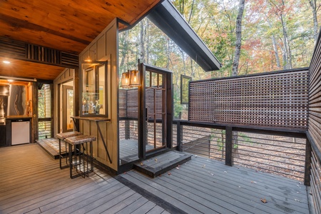 Easy Tiger - Cabin entryway door and outdoor seating