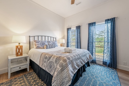 Blue Ridge Bliss - Lower Level Guest Bedroom