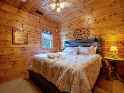 Take Me to the River - Upper Level Guest King Ensuite Bedroom