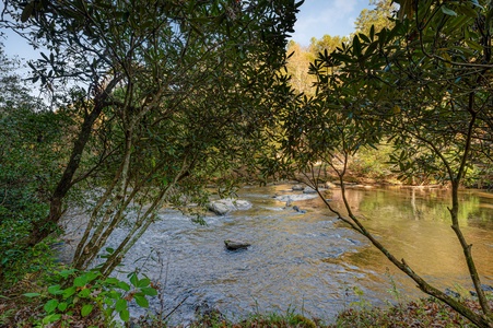 Cartacay River Retreat on the banks of Cartacay River