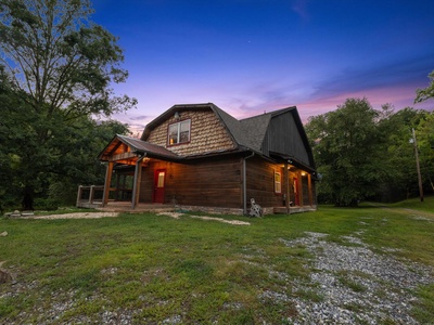 The River House - Exterior