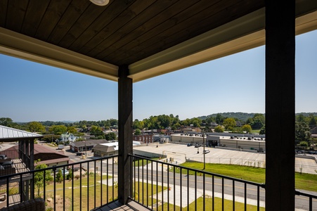 The Downtown Sanctuary - Balcony View