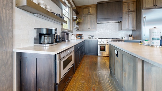 Blue Run Cabin - Kitchen