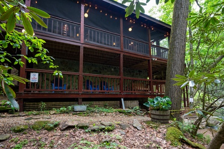 Tuckaway Cave - View of Cabin (6)